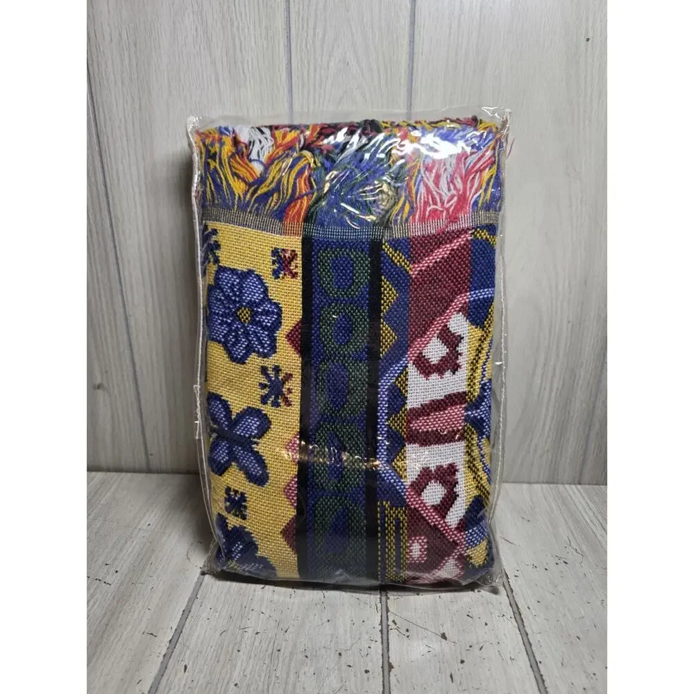 Vtg Jacquard Fiesta Woven Tapestry Throw Blanket 46